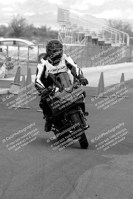 media/Mar-20-2023-Moto Forza (Mon) [[d0bbc59e78]]/Around the Pits/